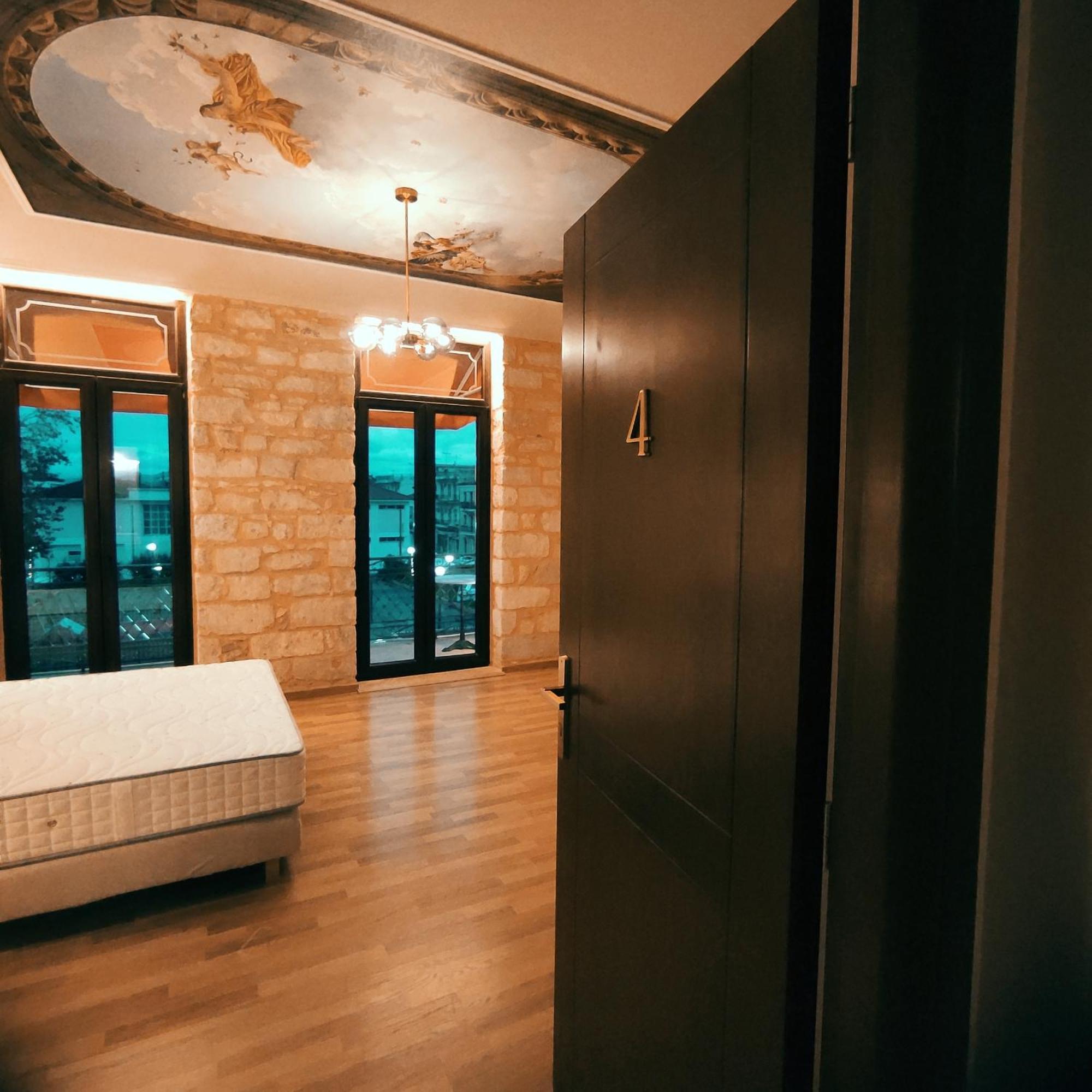 L Suites The Writer'S House Гитион Экстерьер фото