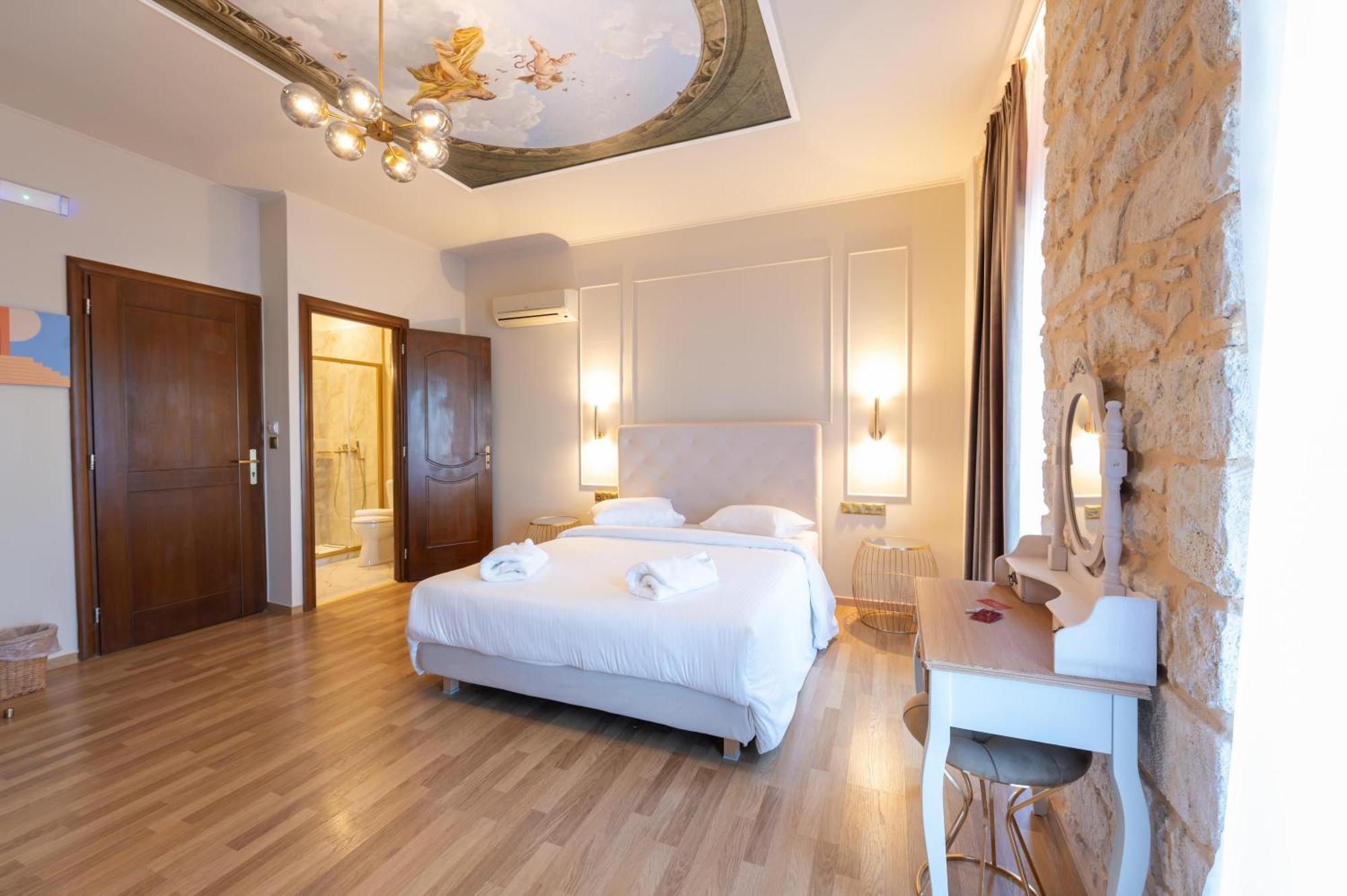 L Suites The Writer'S House Гитион Номер фото